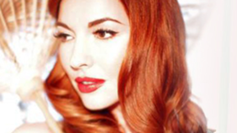 Chrysta Bell